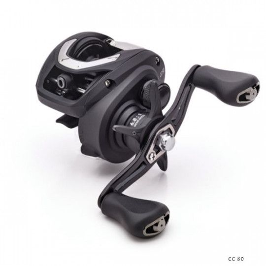 Carrete casting Daiwa CC 80