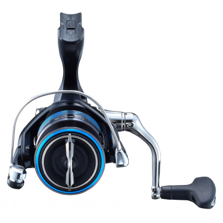 Spinnrollen Shimano Nexave FI