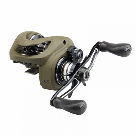 Baitcast Rollen Savage Gear SG8 BC 250