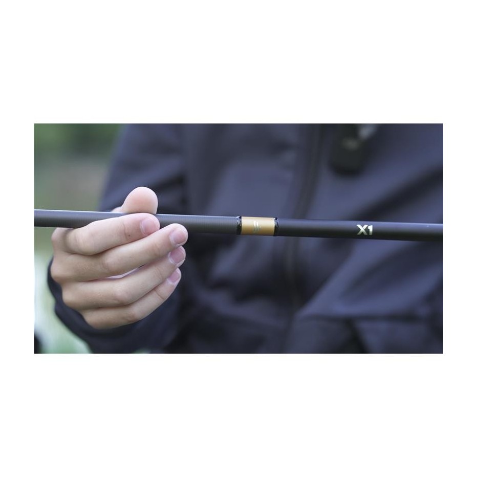 Canne à Pêche Favorite X1 X1-702L - Spinning Ultra Réactif Carbone IM24T, Action Extra Rapide
