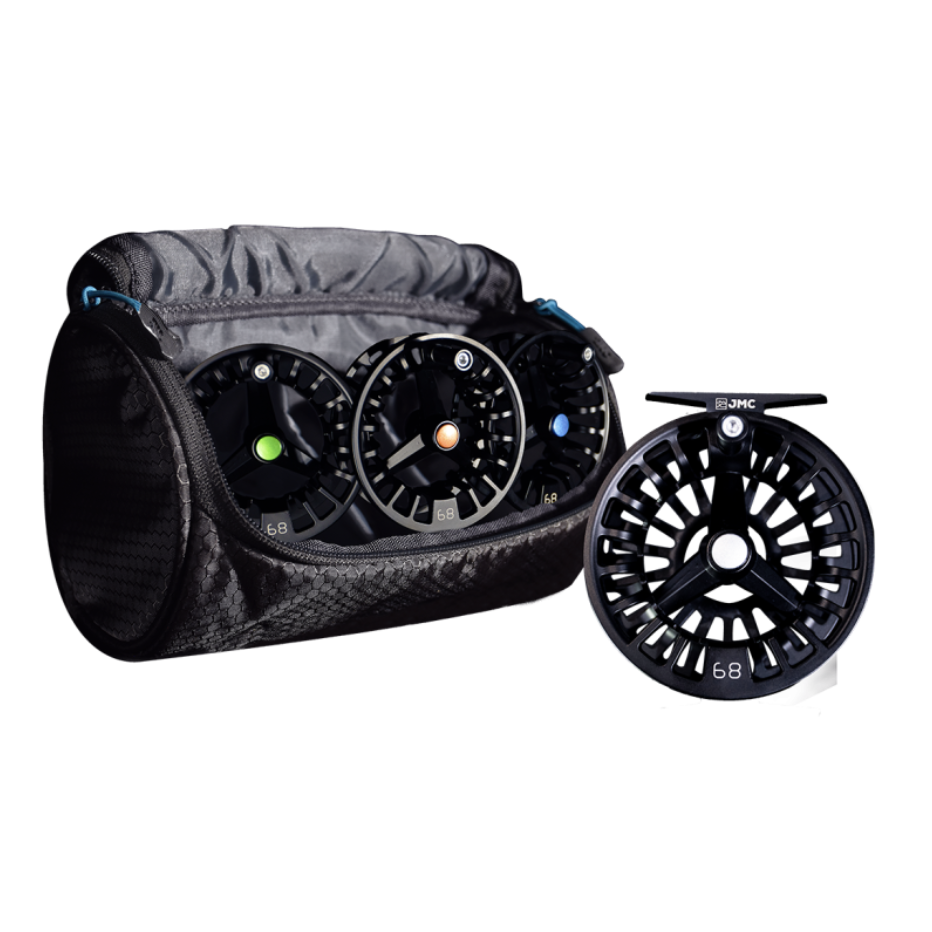 Moulinet Revolution LT Black — Puissance et fluidité