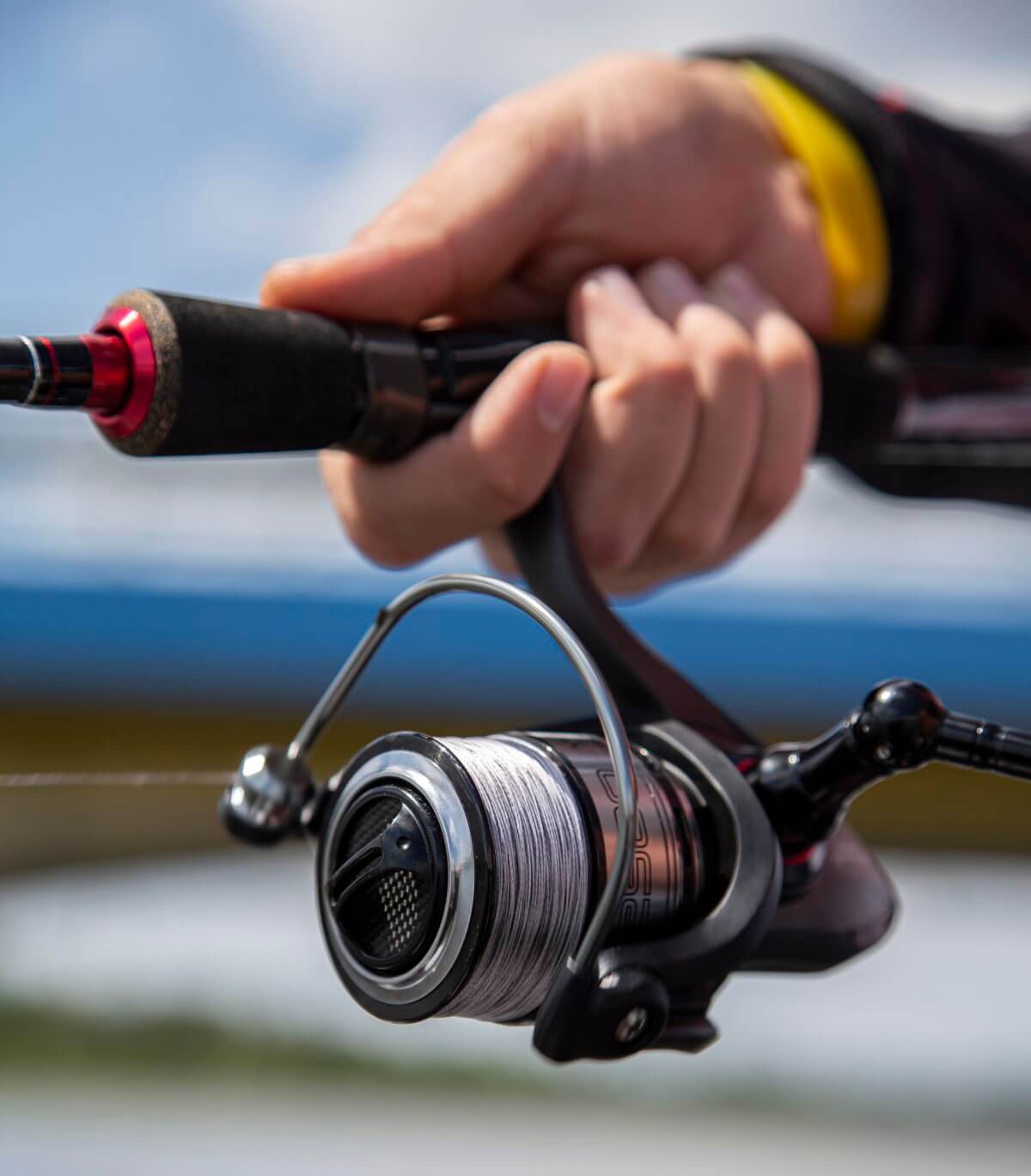 fil de pêche gris pour la pêche